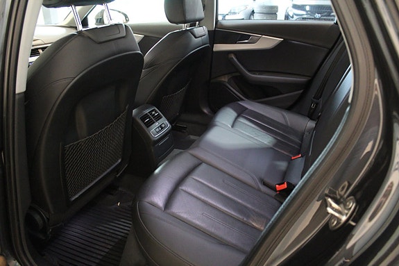 Audi A4 10 of 22