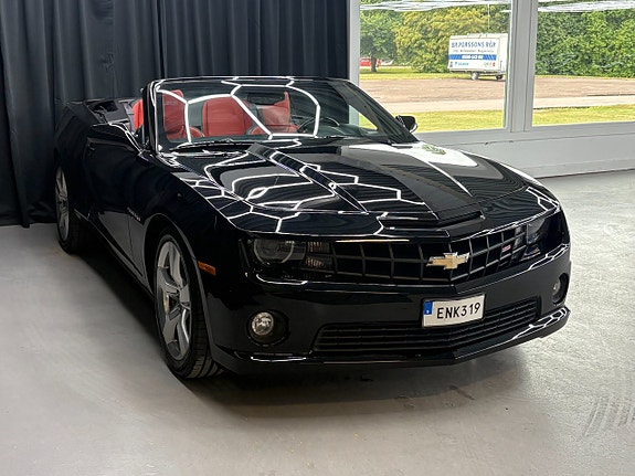 Chevrolet Camaro SS 2 of 5