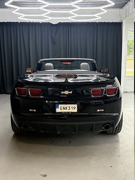 Chevrolet Camaro 10 of 14