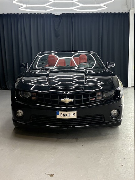 Chevrolet Camaro 11 of 14