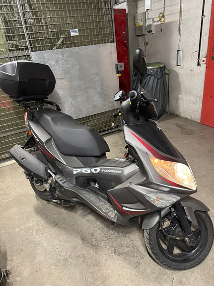 Pgo G-Max 200 2 of 6