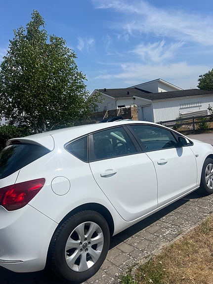 Opel Astra 3 of 4