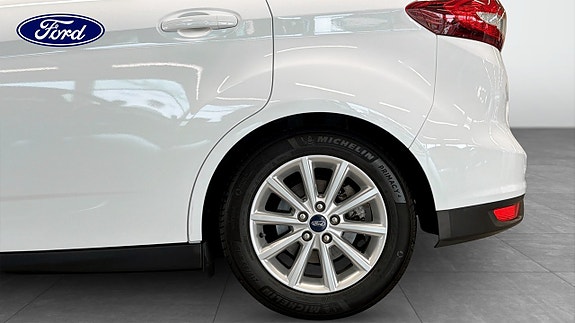 Ford C-Max 9 of 9