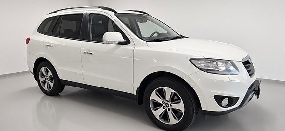 Hyundai Santa Fe 3 of 9