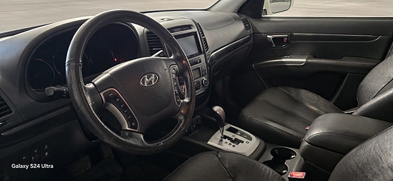 Hyundai Santa Fe 7 of 9