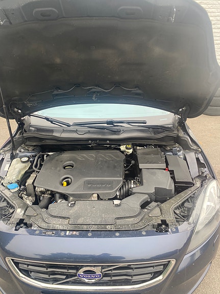 Volvo V40 6 of 6