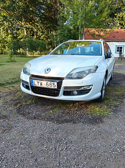 Renault Laguna 2 of 5