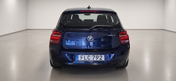 BMW 118d 3 of 7