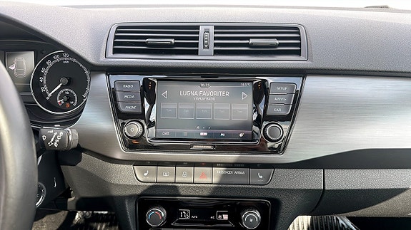 Skoda Fabia 10 of 13