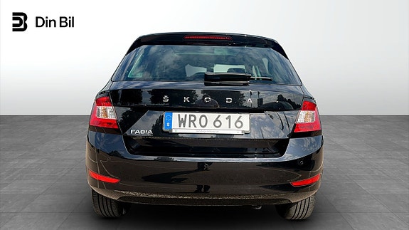 Skoda Fabia 5 of 13