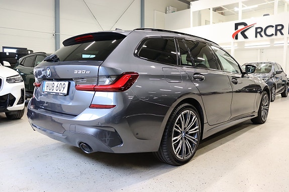 BMW 330e 6 of 26