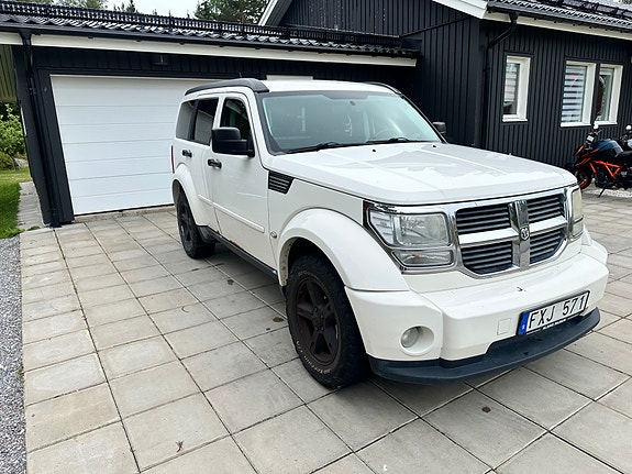 Dodge Nitro 4 of 11