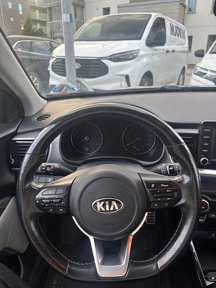 Kia Stonic 14 of 19