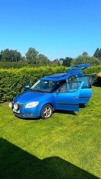 Skoda Roomster 2 of 5