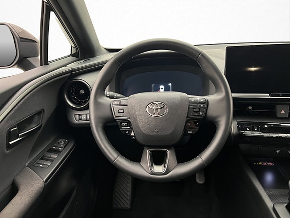 Toyota C-HR 12 of 30