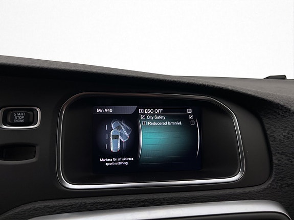 Volvo V40 18 of 30