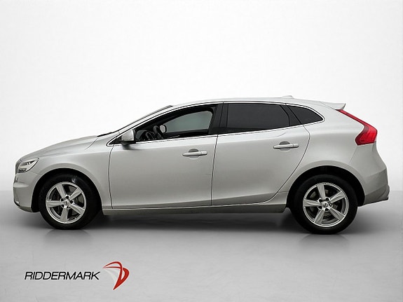 Volvo V40 4 of 30
