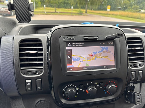 Opel Vivaro 2 of 5