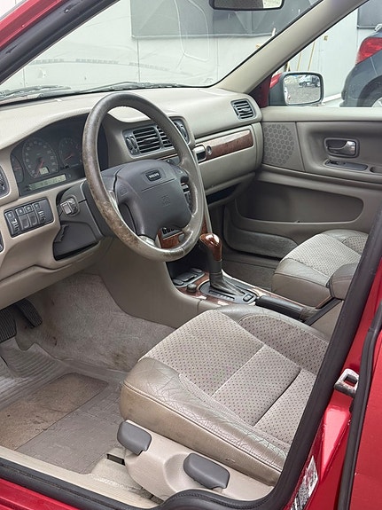 Volvo S70 7 of 14