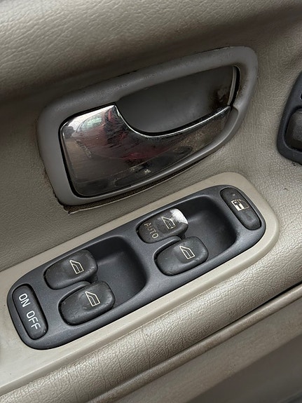 Volvo S70 10 of 14