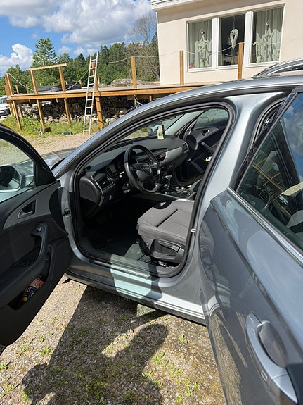 Audi A6 2 of 5