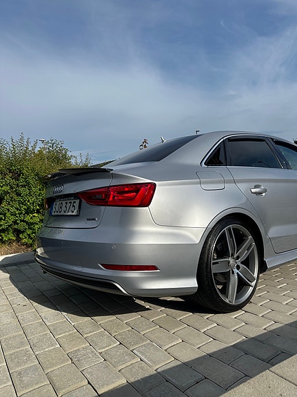 Audi A3 4 of 5