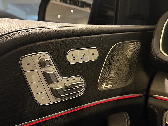 Mercedes-Benz GLE53 22 of 30
