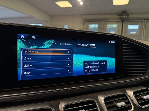 Mercedes-Benz GLE53 14 of 30