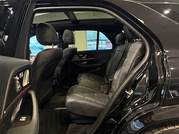 Mercedes-Benz GLE53 29 of 30