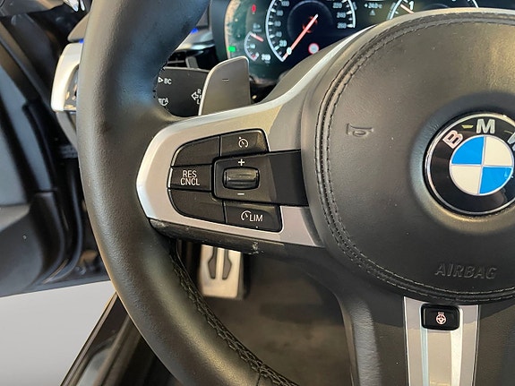 BMW 520 24 of 26