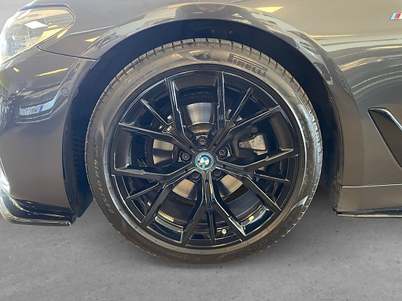 BMW 520 8 of 26