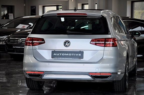 Volkswagen Passat 6 of 17