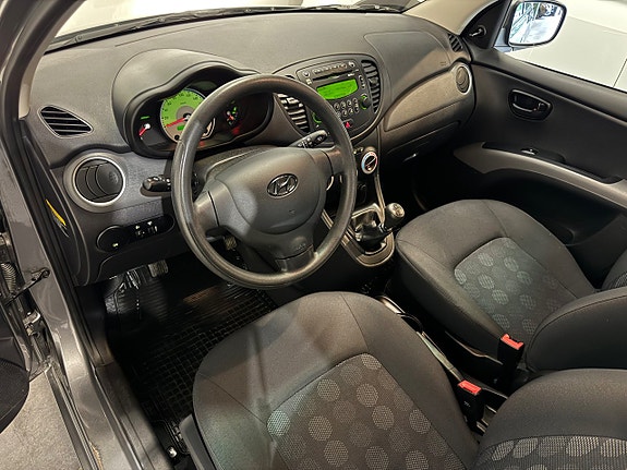 Hyundai i10 10 of 21