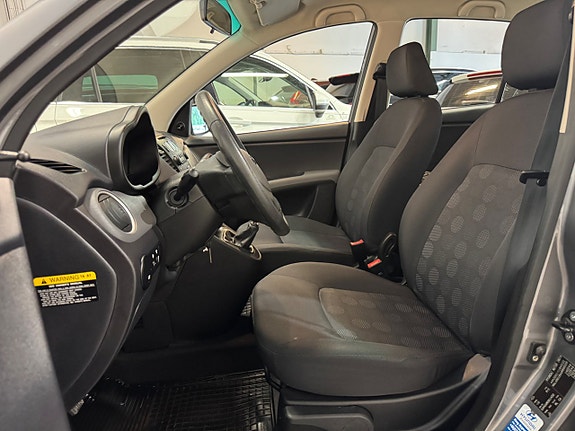 Hyundai i10 11 of 21