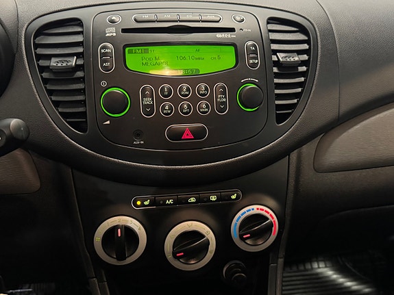 Hyundai i10 17 of 21