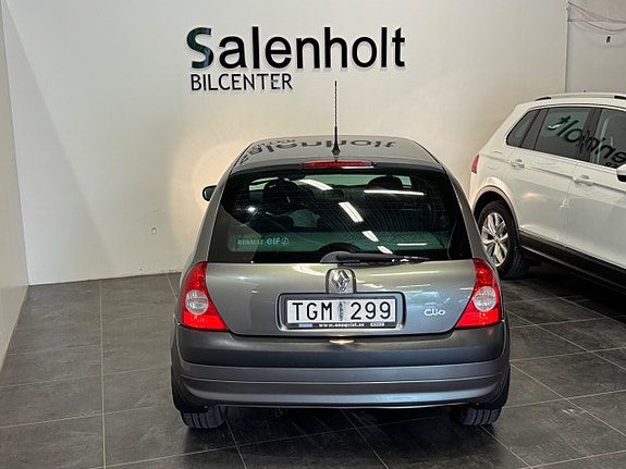 Renault Clio 7 of 19