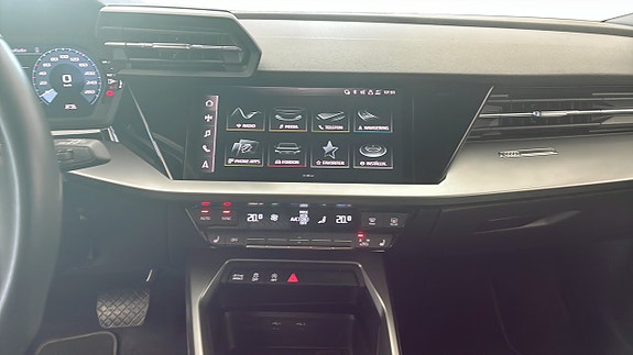 Audi A3 9 of 12