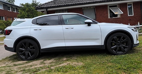 Polestar 2 2 of 5