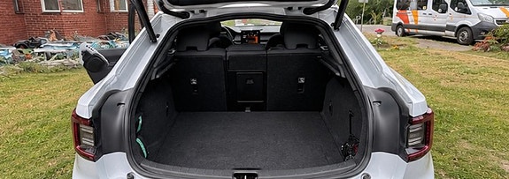 Polestar 2 3 of 5