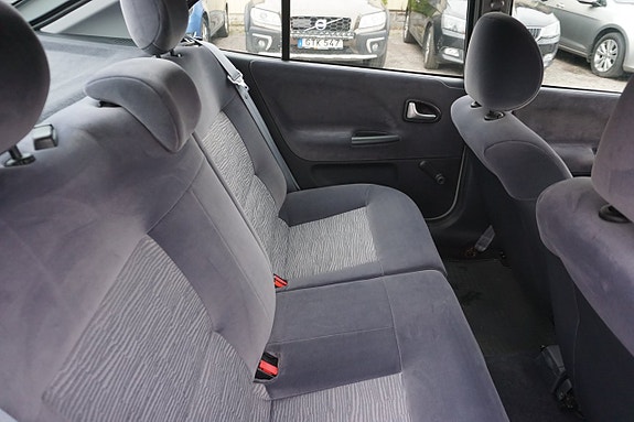 Renault Megane 6 of 6