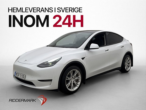 Tesla Model Y 4 of 5