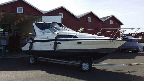 Bayliner 2755, Sunbridge 3 of 5