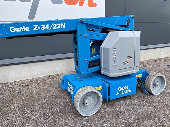 Genie Z 34/22 N 3 of 5