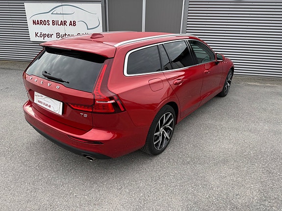 Volvo V60 4 of 5