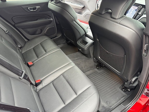 Volvo V60 9 of 20