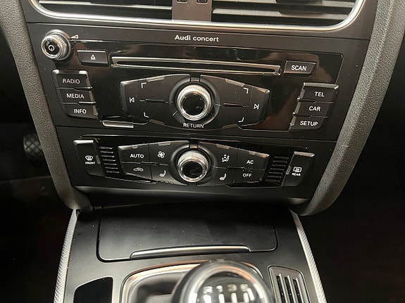 Audi A4 16 of 19