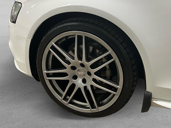 Audi A4 8 of 19