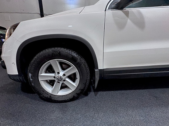 Volkswagen Tiguan 13 of 20