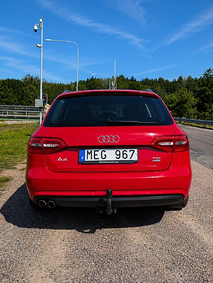 Audi A4 4 of 5