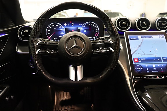 Mercedes-Benz C300 e 13 of 28